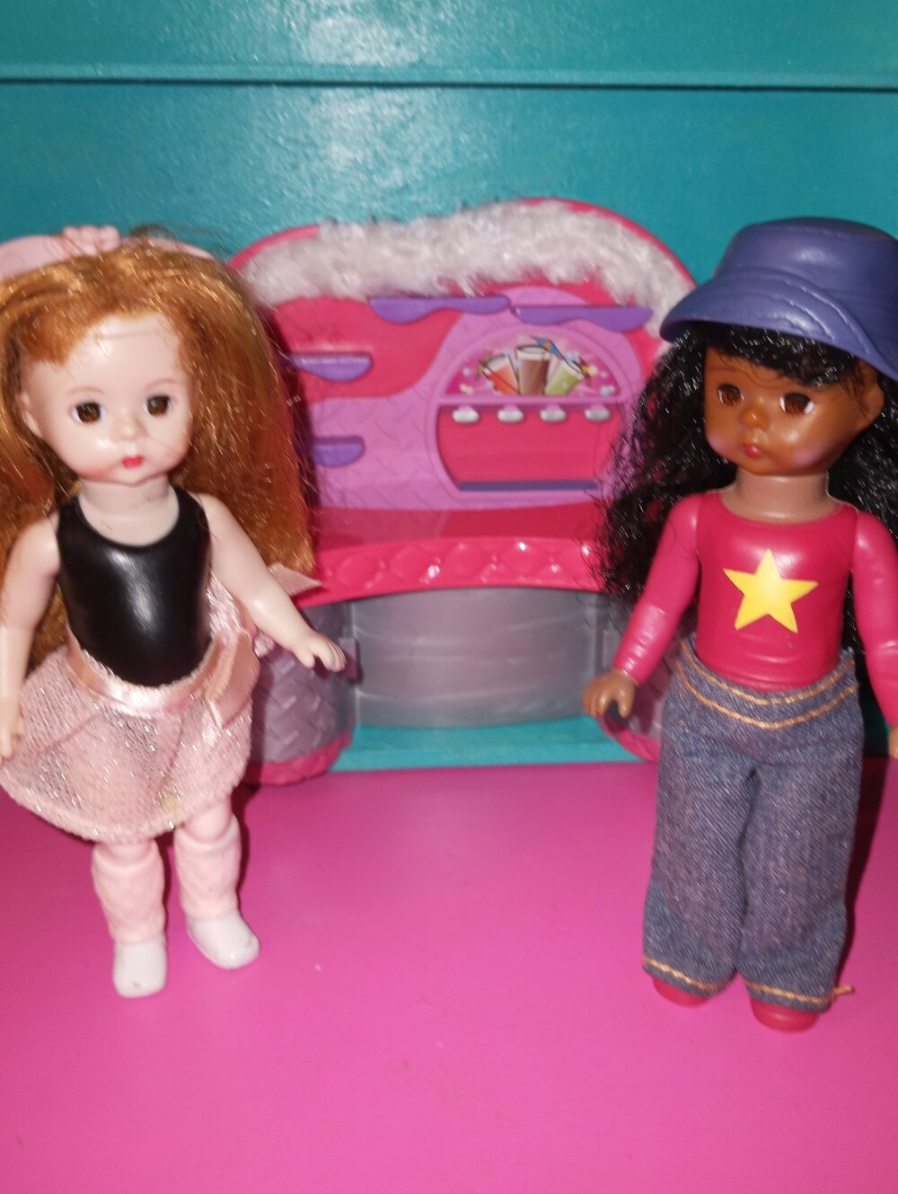 Madame Alexander Dolls & Mini smoothie stand